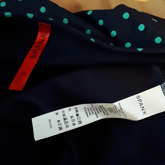 Spanx BNWT Size 10 Swimsuit Bottom - Picture 4 of 5